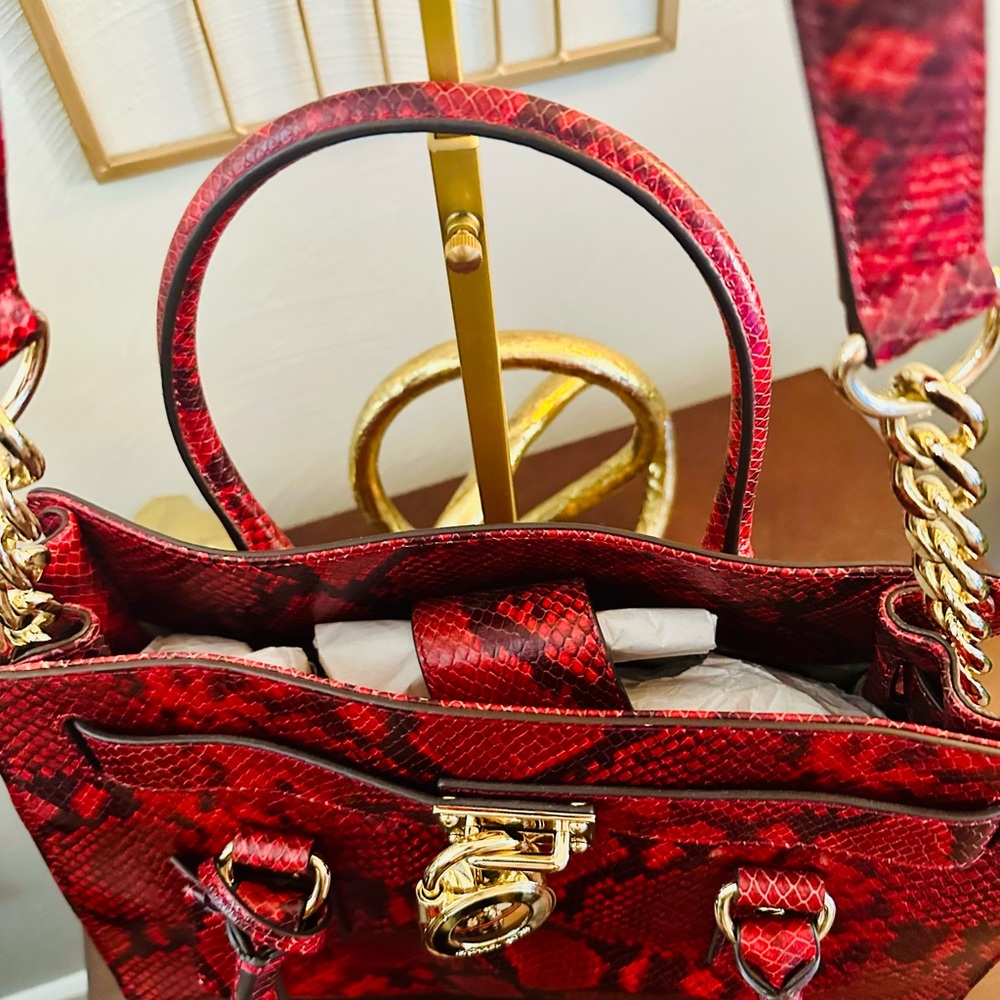 Michael Kors Hamilton Red Snake Print Embossed Handbag Iconic MK‎ Gold Hardware - Picture 11 of 16